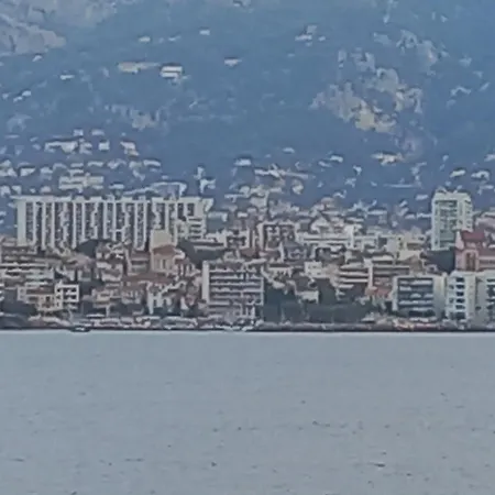 Les Sables D'Or Toulon Mourillon Bed & Breakfast